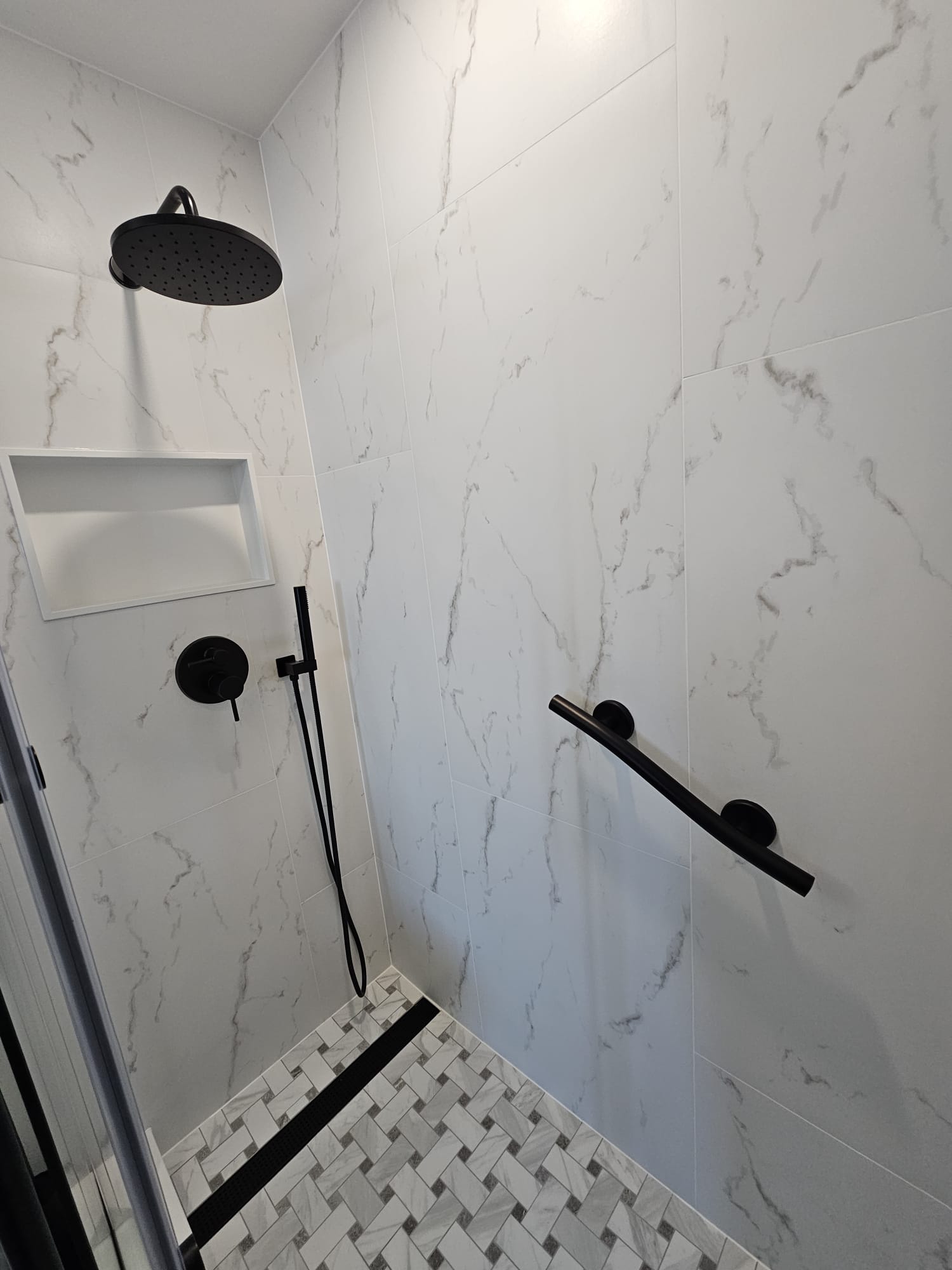 Shower wall and custom niche